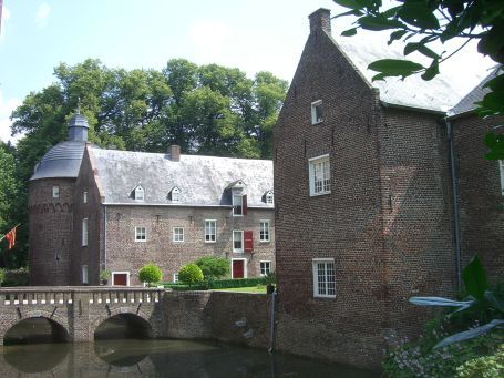 Bergen : Kasteel Well, Rückseite der Vorburg